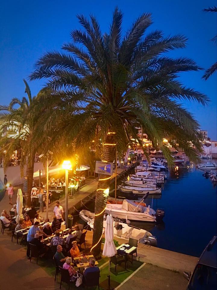 Cala Ratjada Hafen Urlaub Reise Restaurant